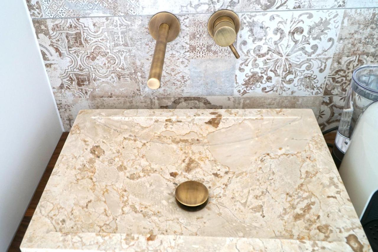 מונופולי Suite 141 - Luxury B&B מראה חיצוני תמונה